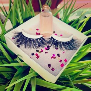 Lashes